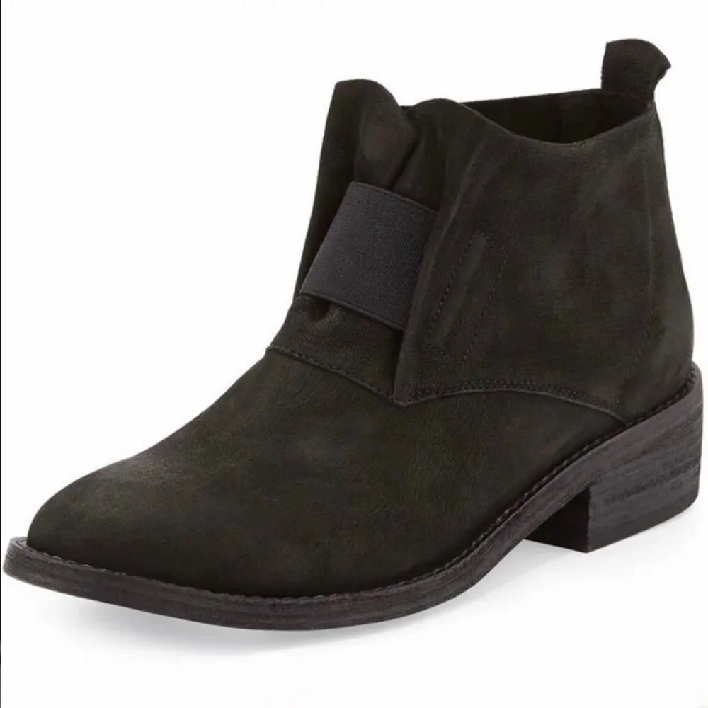 Eileen Fisher Women’s 8.5 Black Slip On Bootie Leather